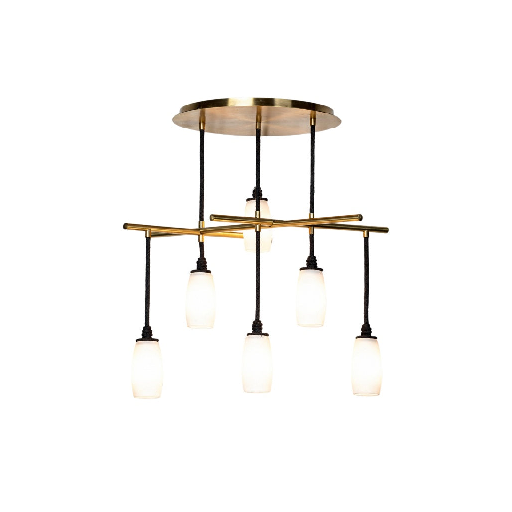 Moderne hanglamp met vijf glazen lampen en metalen detail